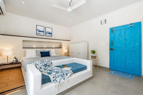 Apple @ Wellnest Natural Farms