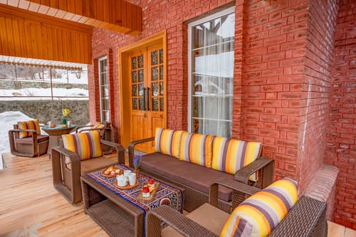 Frozen Fall @ Dewdrop Cottages