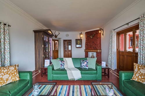 Cliffhanger Solitude - Gaganbawada