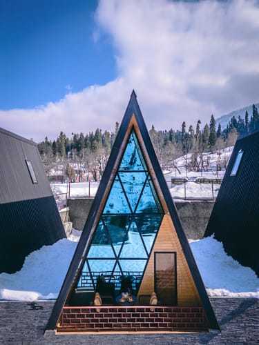 Frozen Fall @ Frostflare Cottages