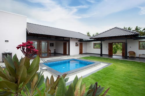 Ava - The Country House