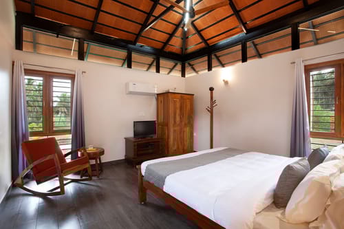 Ava - The Country House