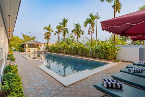 Gracias Seaora | Pet-friendly Retreat With Bathtub, Common Pool, & Restro, Close to Ashwem Beach