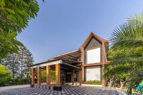 Grandeur Living Villa