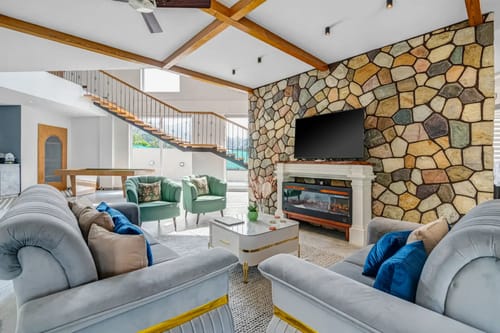 Sukh Saklana Haveli: Suites