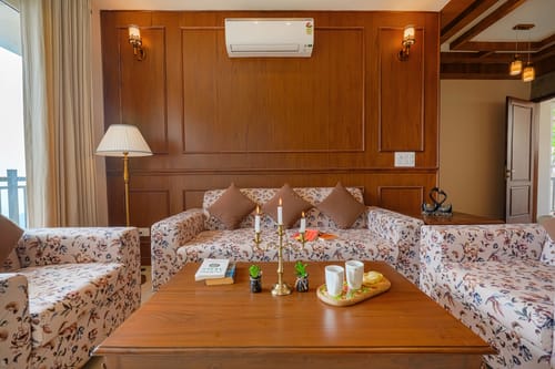 Konifer Wild Fern | Hilltop 2-BHK Retreat with Scenic Views, Shared Garden & Outdoor Seating Space