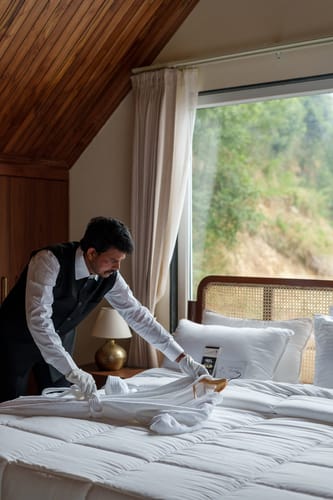 The Mohru Estate - Chail w/ Heated Pool