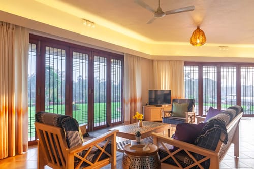 Waterway Retreat - Wada