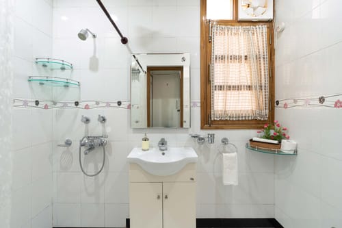 PleasantVille - Nahan