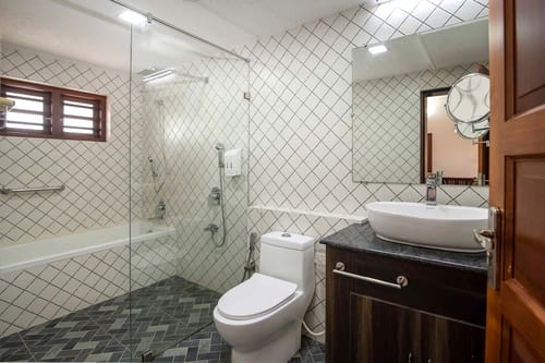 Room 1 @ Springhills Villa & Ayurvedic Spa