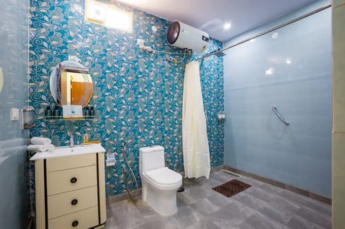 Tranquil 2-BHK Villa by Ganges, 5 Mins from Triveni Ghat