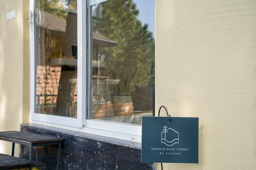 Sirmour Baag Cherry | A Pet-Friendly Cottage With Balcony, Common Garden & Restaurant