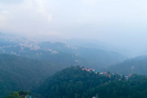 Evaara Woods Hilltop | 6-BHK Getaway With Common Garden & Sitting Area