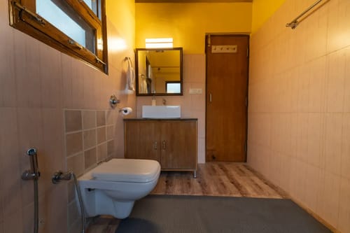 The Clairmont Cottage