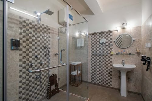 Arya Treetops and Tea Trails