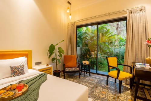 Laguna Echo | Serene Pet-friendly 3-BHK Retreat With Private Pool & Garden Near Anjuna Beach