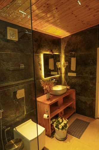 Glamorous Presidential Suite