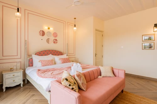 Villa Fleuve | 6-BHK Getaway By the River With Infinity Pool, Lift & Bar Lounge