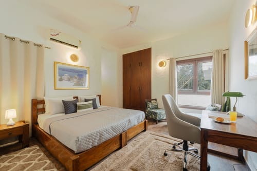 Kelly @ Moets Palm Villa