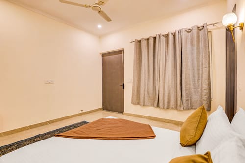 Vijeta Farms | 3-BHK With Private Pool, Lawn, Terrace & Bonfire