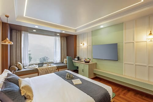 Evaara Woods Ridge | 3-BHK Hideaway With Common Balcony & Garden