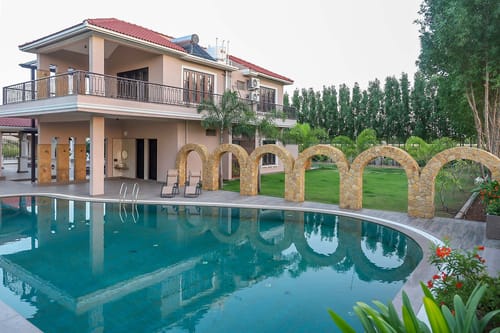 3 Rooms @ Desert Palms