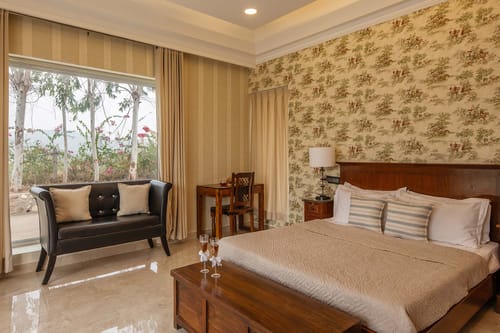 Silver Slopes w/outdoor pool