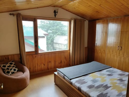 The Cloudberry | Cozy Hill Retreat with Balcony & Heated Interiors