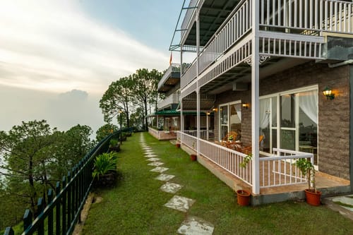 Monte Heights | Tranquil 6-BHK Getaway With Garden, Patio, Gazebo & Scenic Views