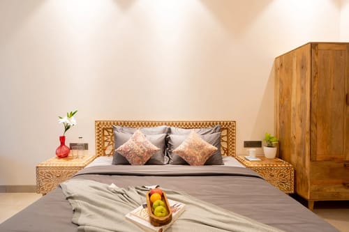 Laguna Quest | 4-BHK | Pvt Pool & Garden | Bar