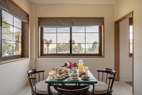 Lawn House @ Sula Wada