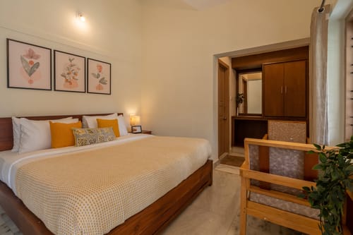 Clove @ Spice Notes - Bison Valley