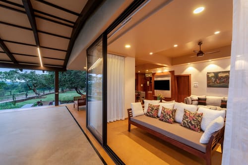 The Deck & Dawn Ecstasy