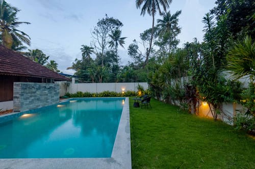 Breeze @ Waves By Tarangi