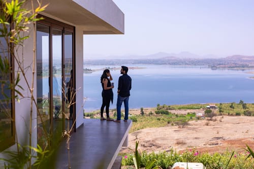 Embrace @ Sunset On The Lake - Igatpuri