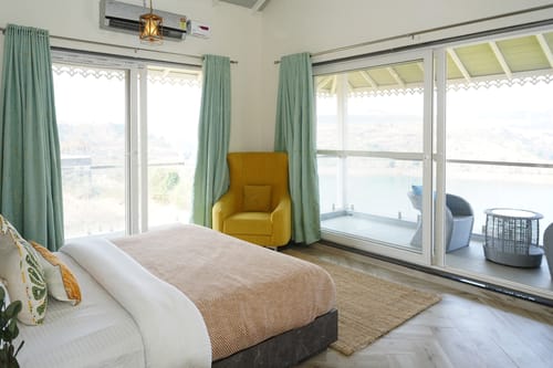 The Aquamarine Villa - Igatpuri