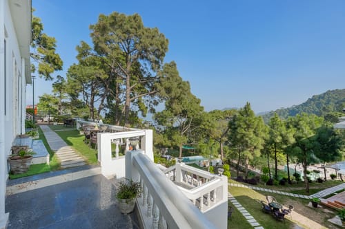 Stars and WindSongs | 1 Suite with Summer Pool, Private Balcony, Garden, Games, Restro & Hill Views