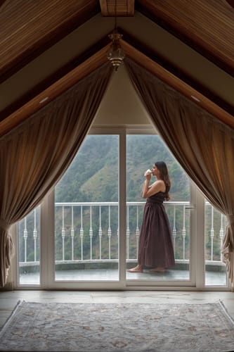 The Mohru Estate - Chail w/ Heated Pool