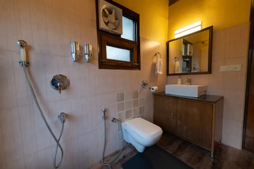 The Clairmont Cottage