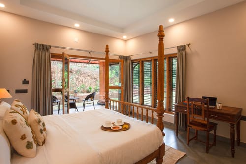 Majestic @ Regal Retreat