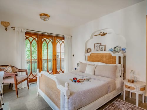 Samukha | Pet-friendly 4-BHK With Private Pool & Garden & Entertainment Lounge