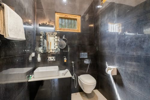 Mystic Homes ~ Suite Wood