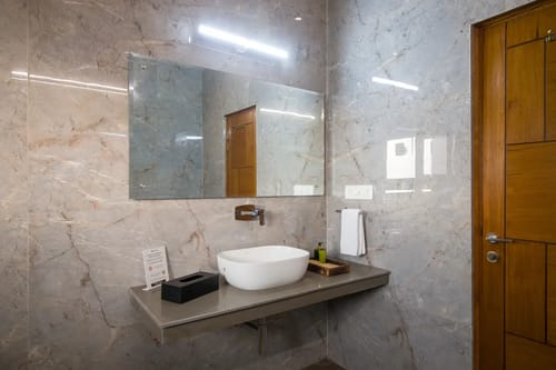 Goldencrest | 6-BHK | Garden | Balconies | Scenic views