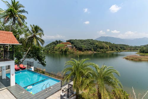 Lagoons Villa - Peruvannamuzhi