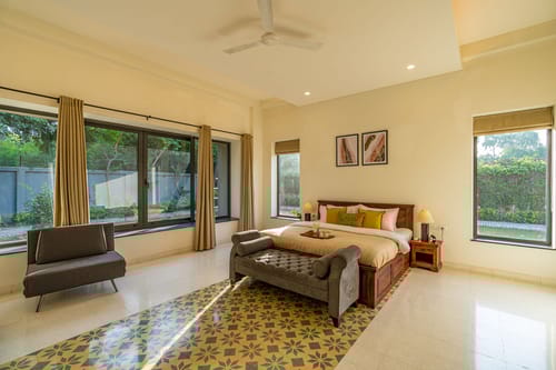 The Brick house w/ Outdoor Pool