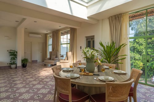 Moonstone Villa w/ Pool & Rooftop Jacuzzi