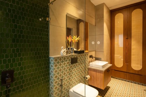 Laguna Aura | 4-BHK | Pvt Pool & Garden | Bar