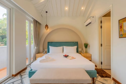 Solace Azure | A 5-BHK Retreat With Pvt Pool, & 2 Living Spaces