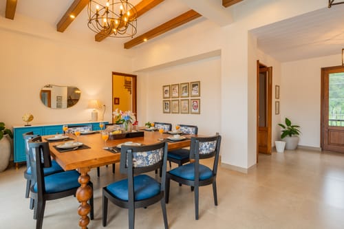 Dining area - River's Edge Bistro