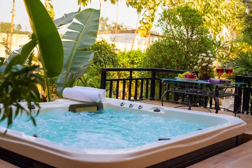 Jacuzzi